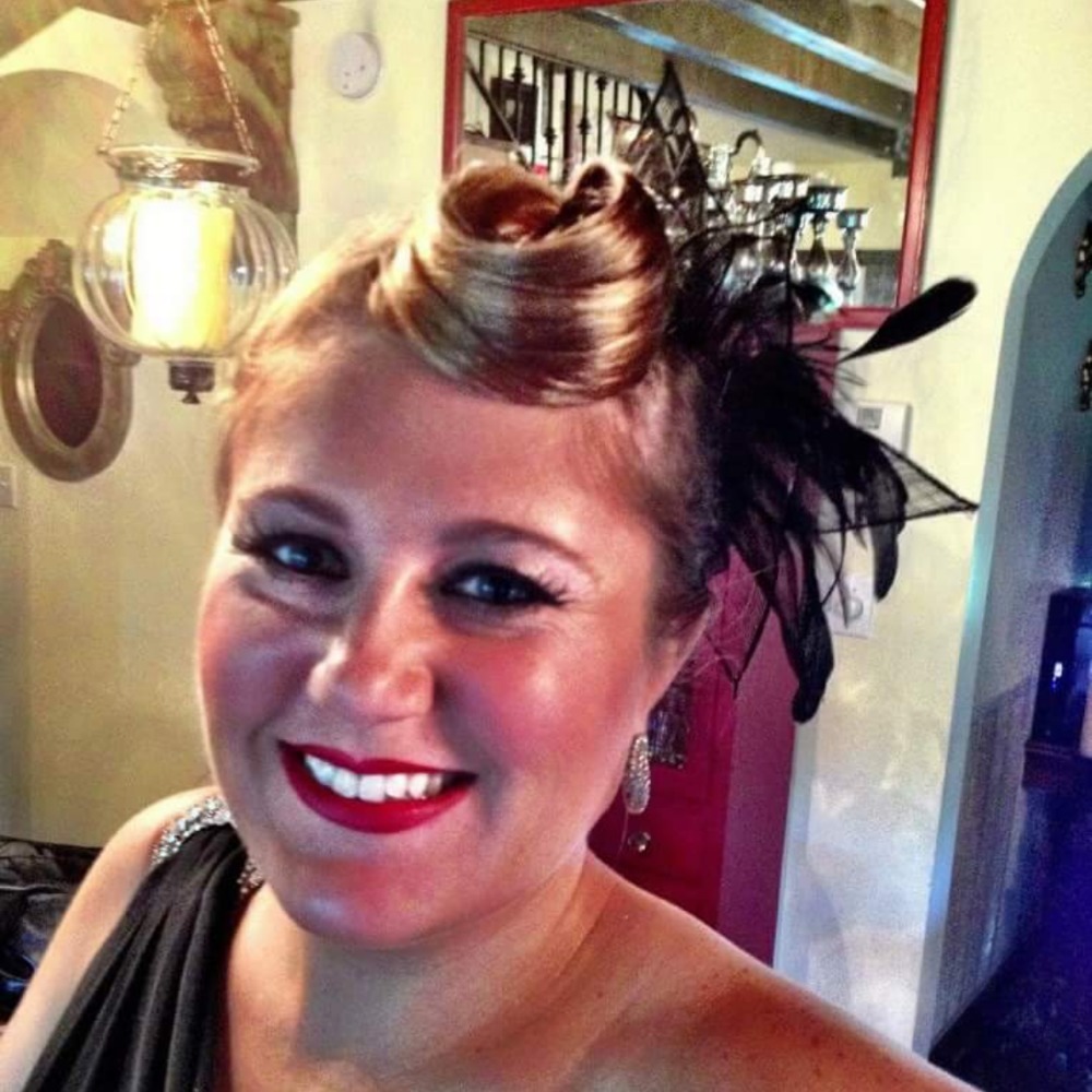 Meet your Posher, Ms.Aaron